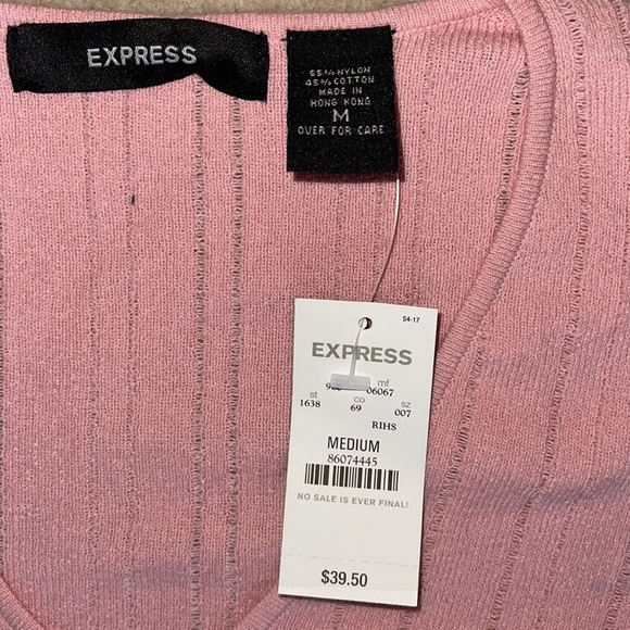 Express V-neck Sweater - Picture 4 of 7